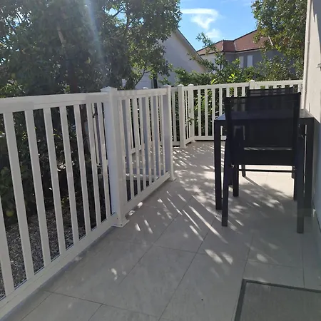 Apartment Enem 2 Blagaj *