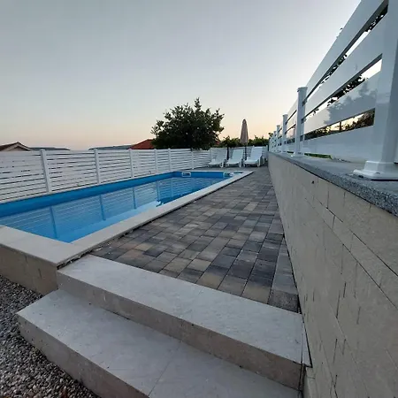 Enem 2 Blagaj Apartamento